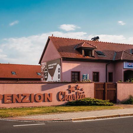Penzion Charlie Mohelnice Exterior foto